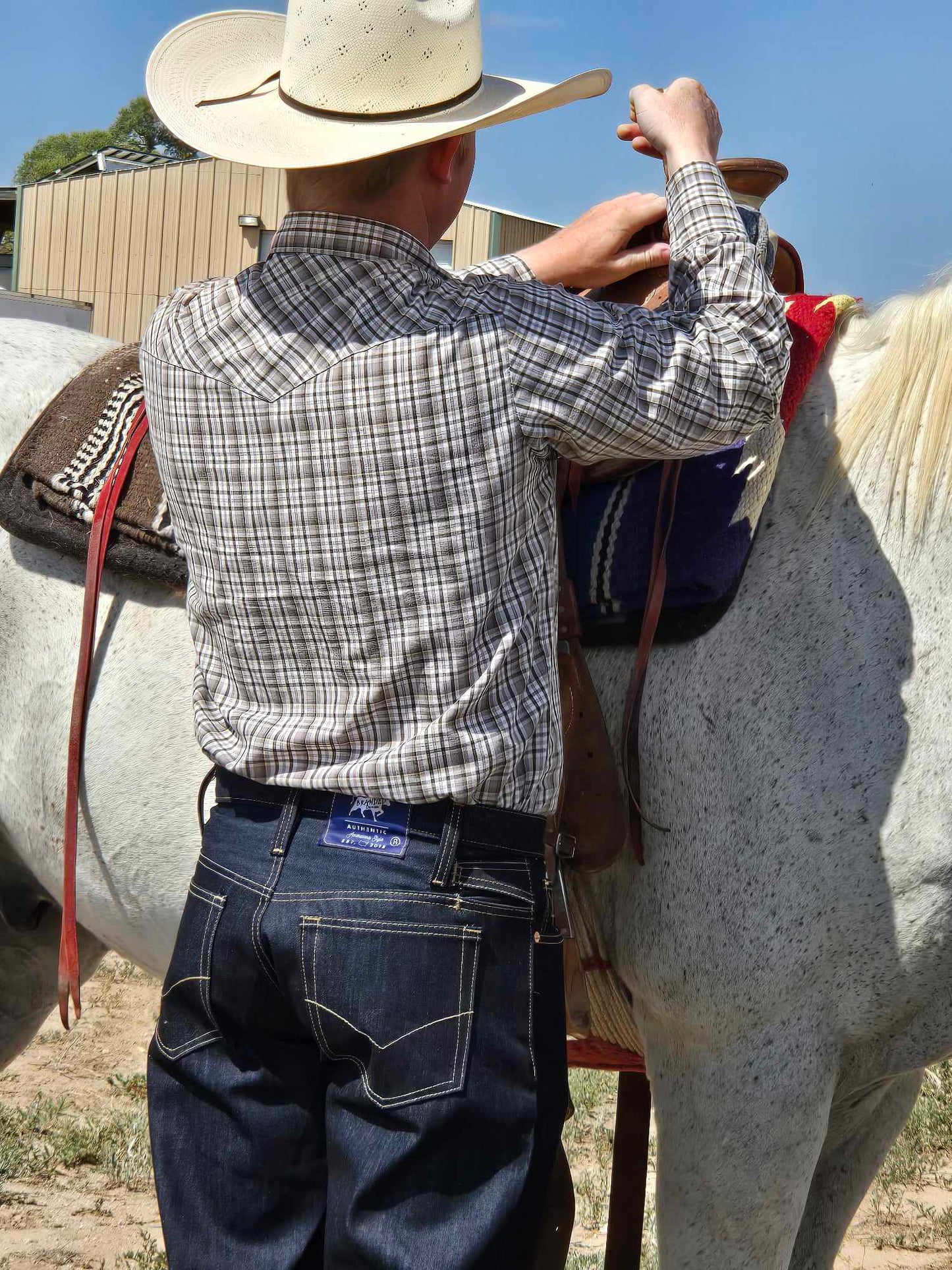 Style 101 Jeans with knife pocket